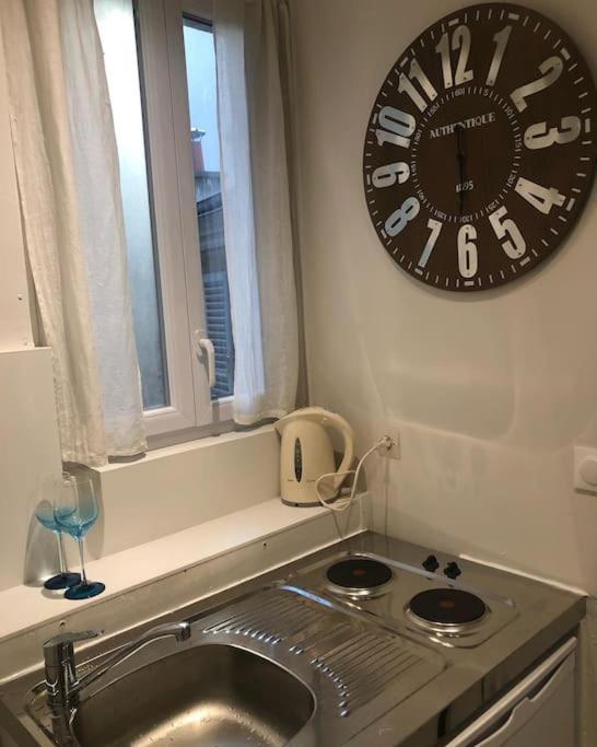 Habitation Cassiopee Apartamento Paris Exterior foto